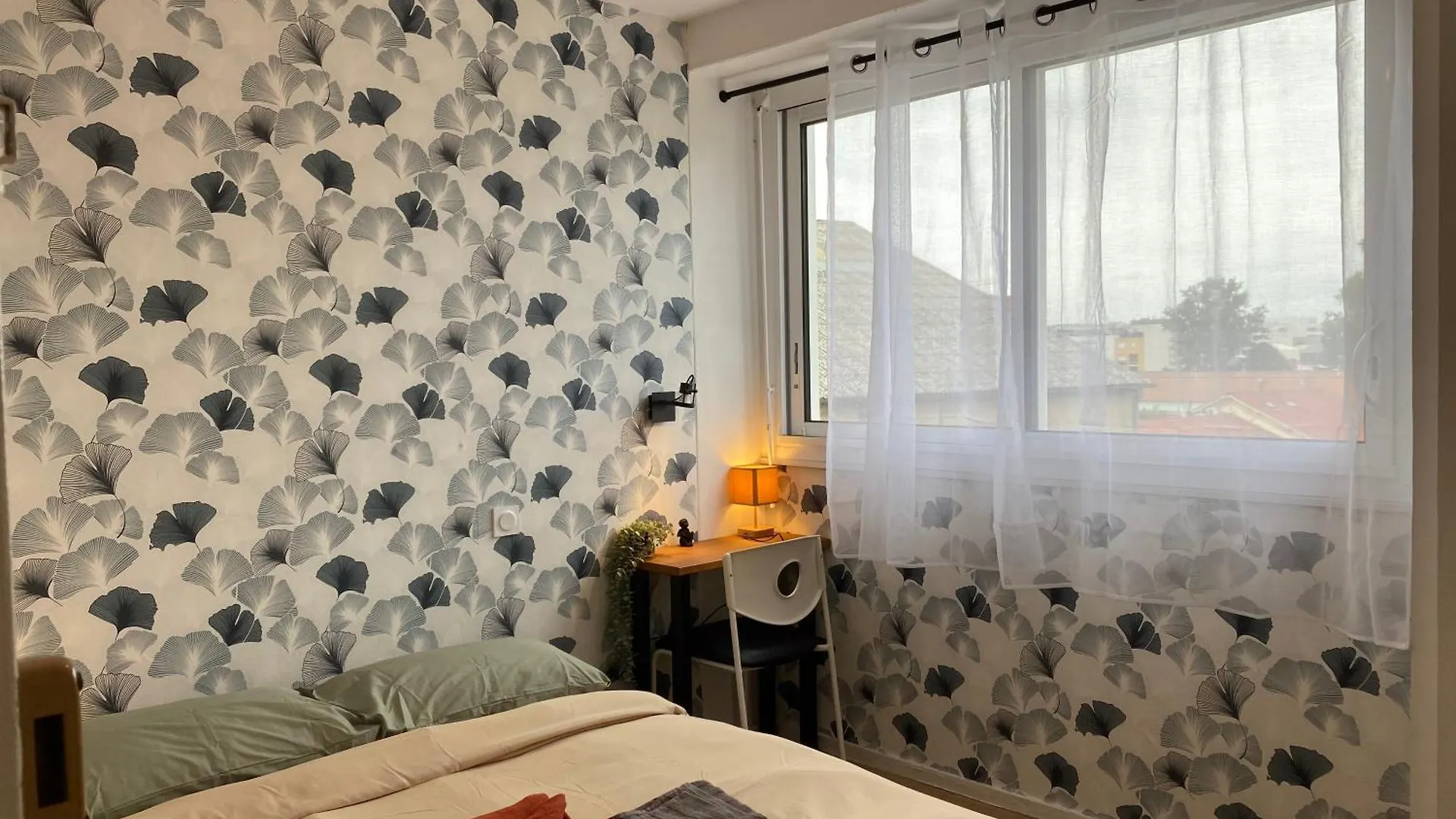 Sleep In Villeurbanne - Parking Gratuit 0*,